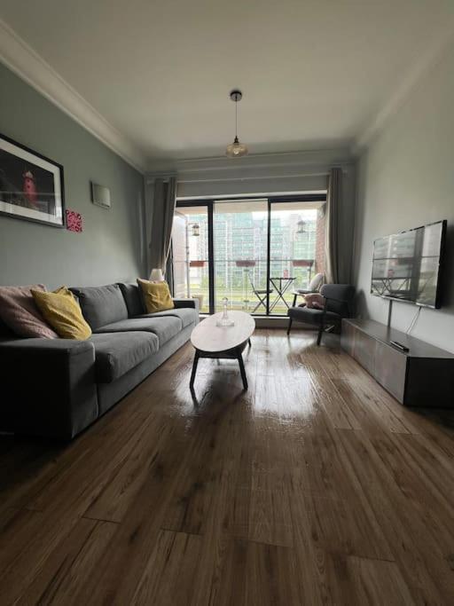 Apartament Stylish Flat With River View Dublin Zewnętrze zdjęcie